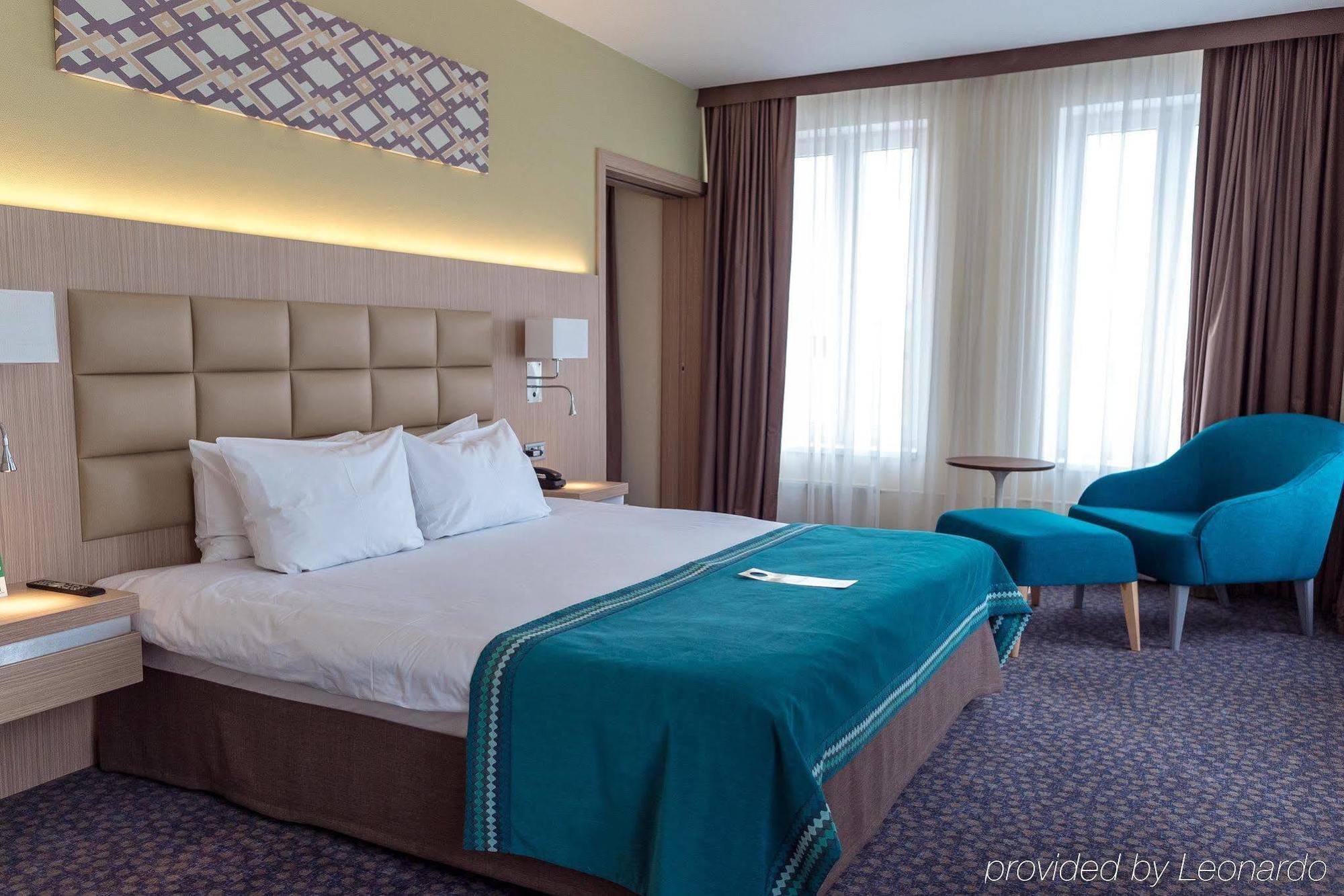 Nesterov Plaza Hotel Ufa Dış mekan fotoğraf