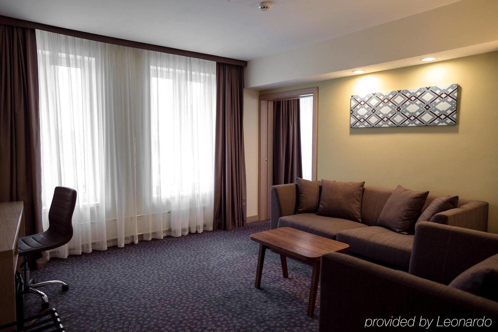 Nesterov Plaza Hotel Ufa Dış mekan fotoğraf